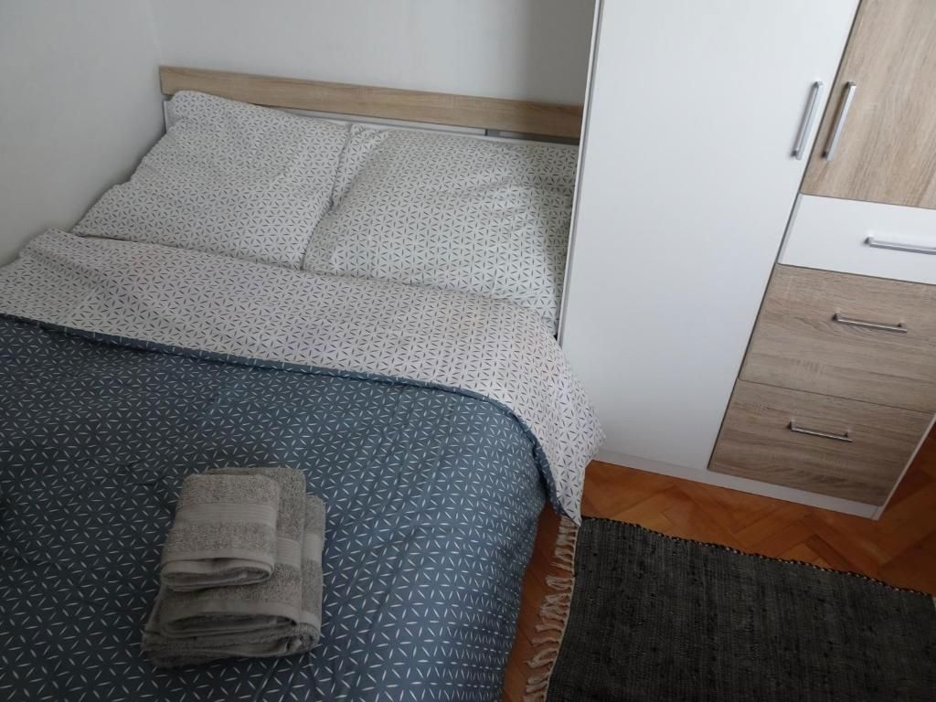 Moderno dvosobno stanovanje z balkonom, Pula