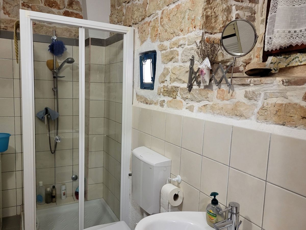 Adaptirana istrska hiša z vrtom, Poreč