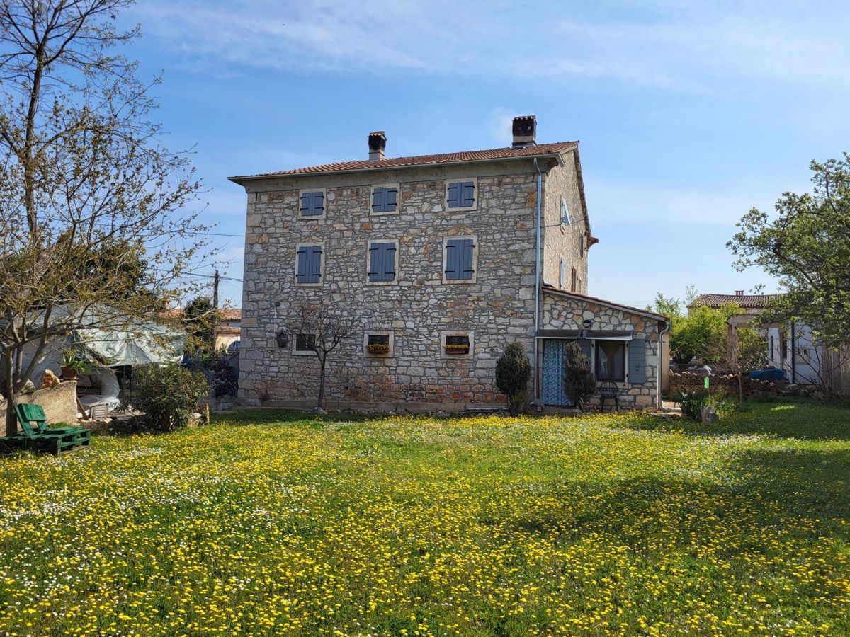 Adaptirana istrska hiša z vrtom, Poreč