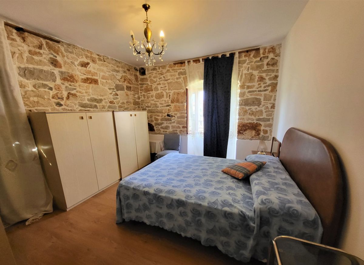 Adaptirana istrska hiša z vrtom, Poreč