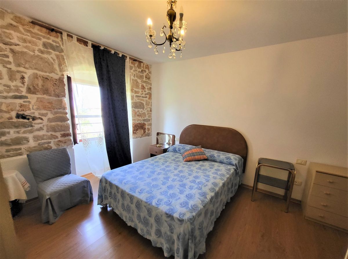 Adaptirana istrska hiša z vrtom, Poreč
