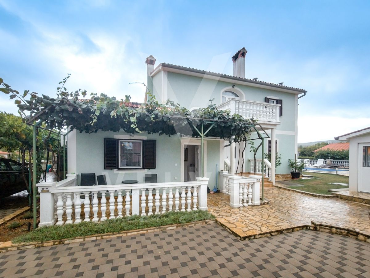 Hiša Labin, 250m2