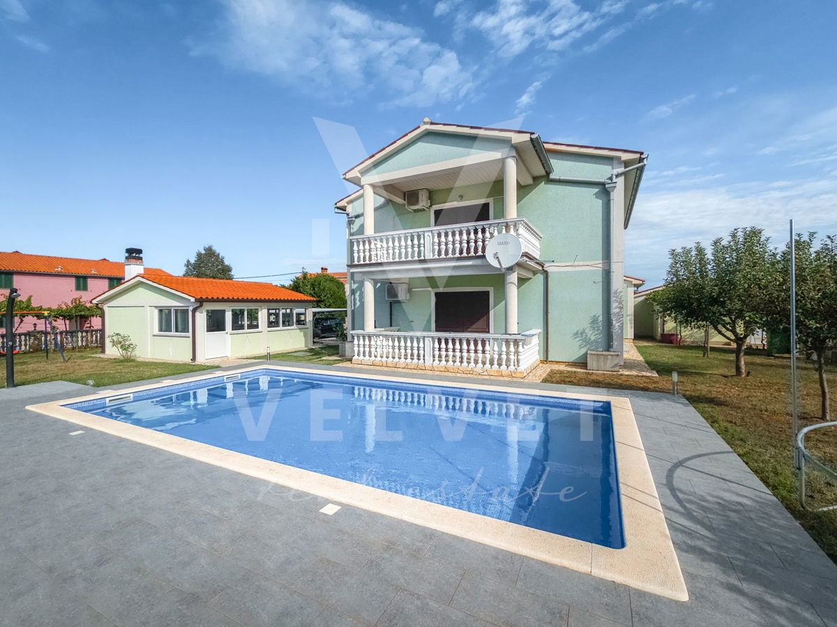 Hiša Labin, 250m2