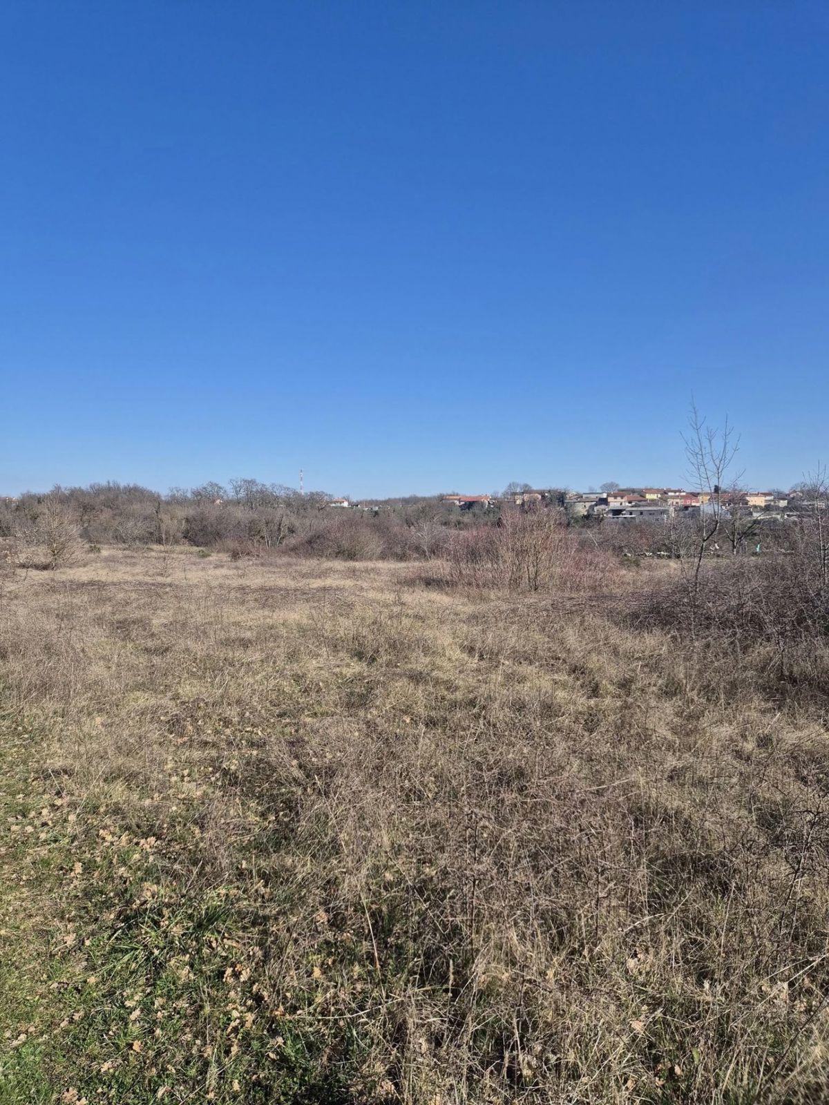 Zemljišče Svetvinčenat, 2.330m2