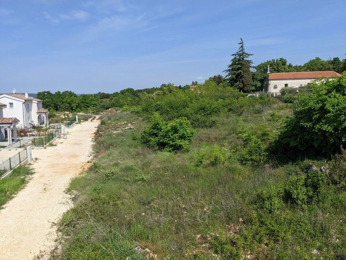 Zemljišče Labin, 734m2
