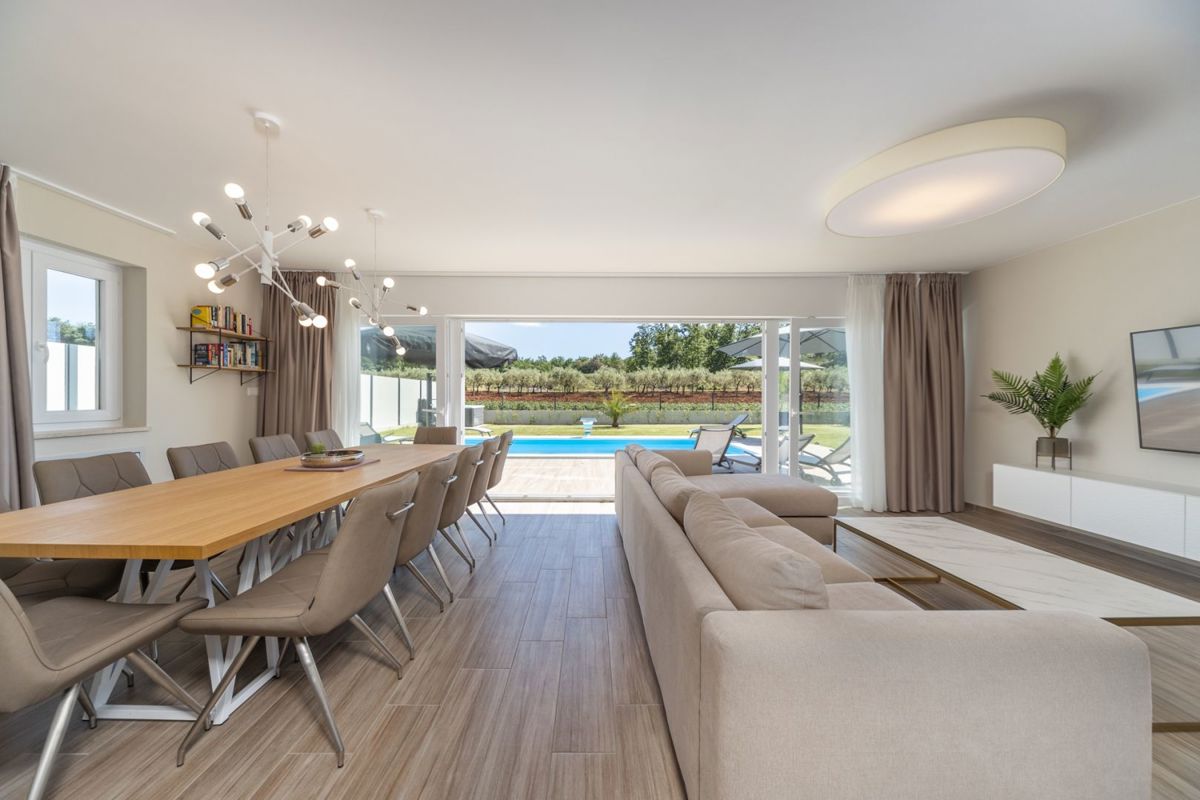 Hiša Poreč, 350m2