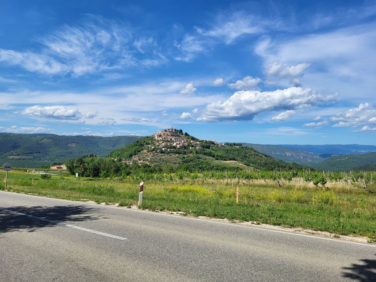 Hotel Motovun, 389m2