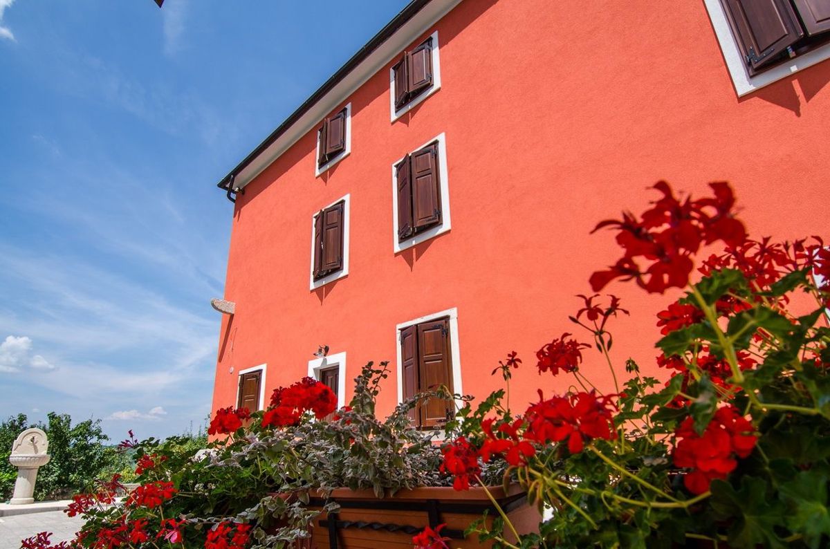 Hotel Motovun, 389m2