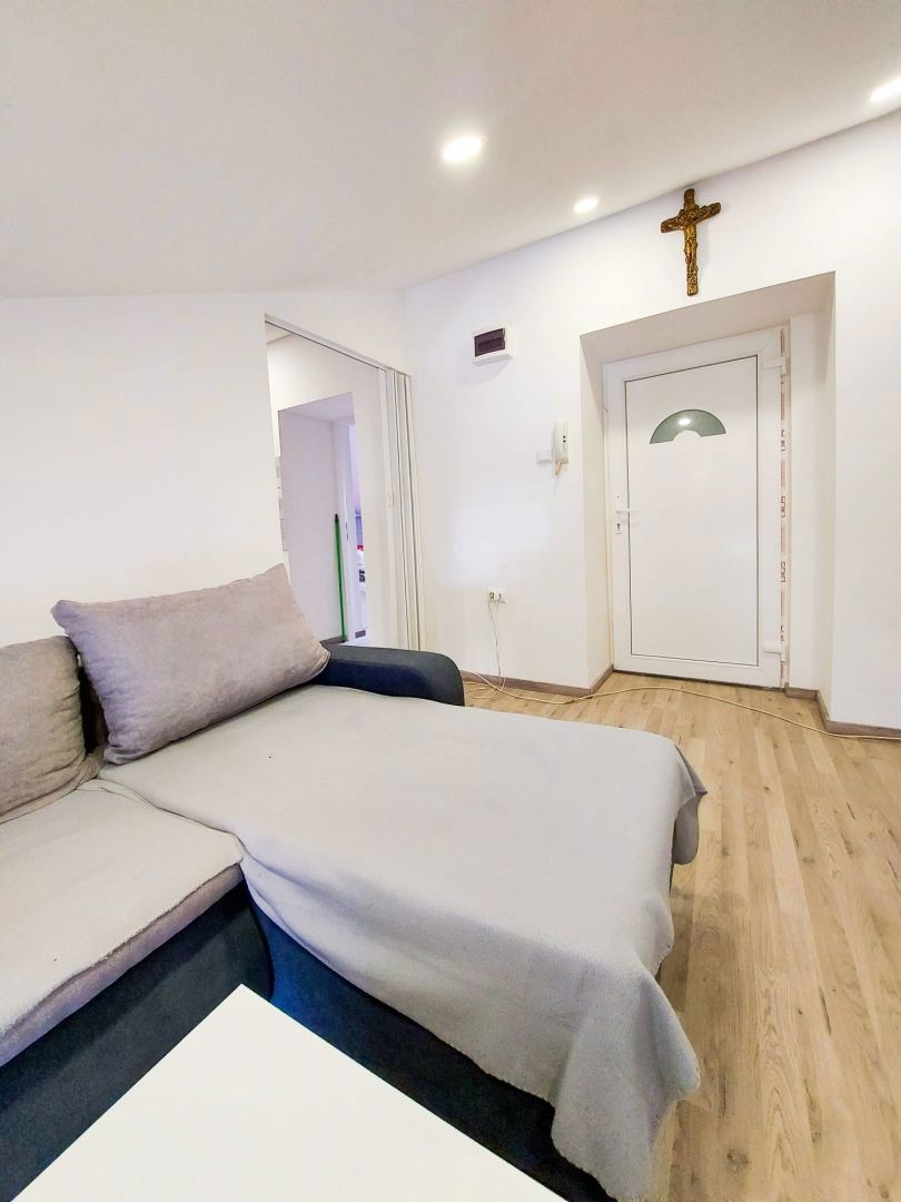 Stanovanje Centar, Pula, 48m2