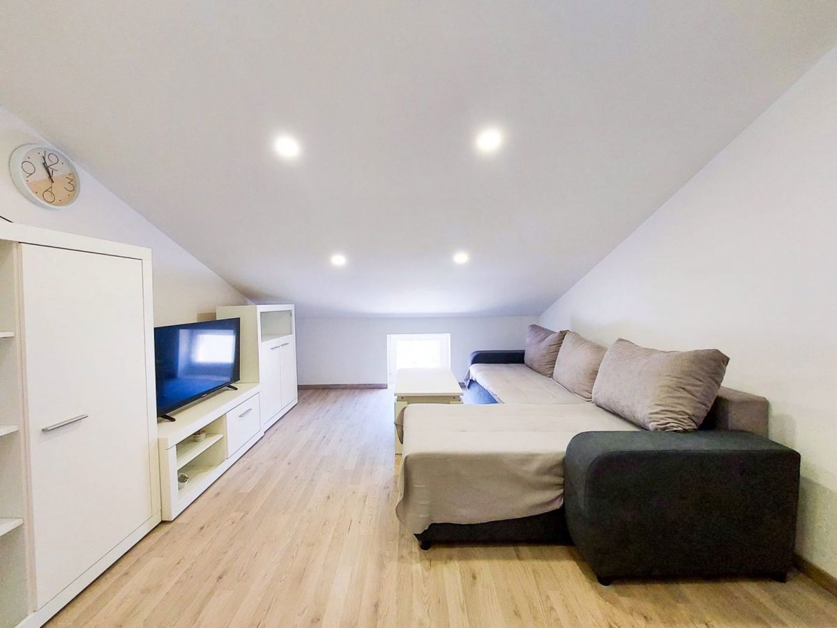 Stanovanje Centar, Pula, 48m2