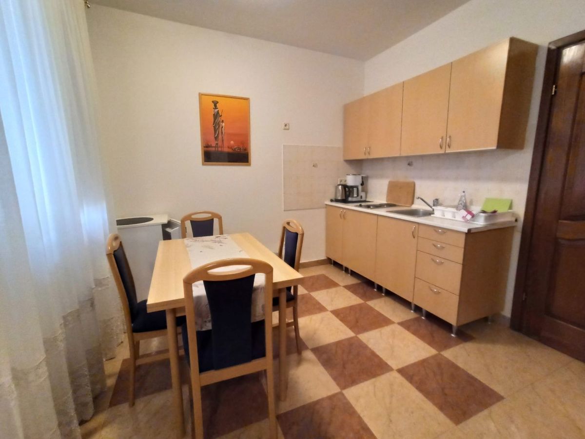 Hiša Rovinj, 998m2