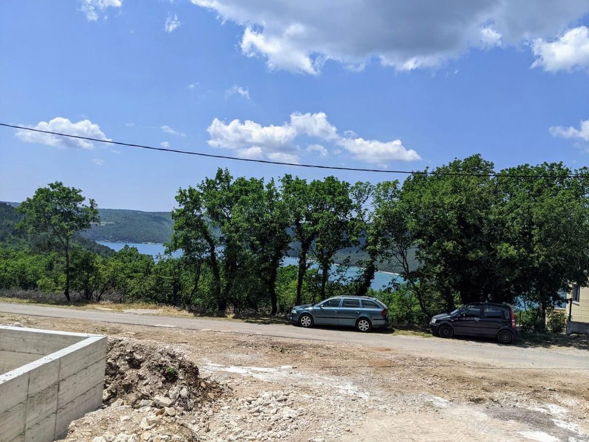 Labin, prenovljena kamnita hiša, s pogledom na morje