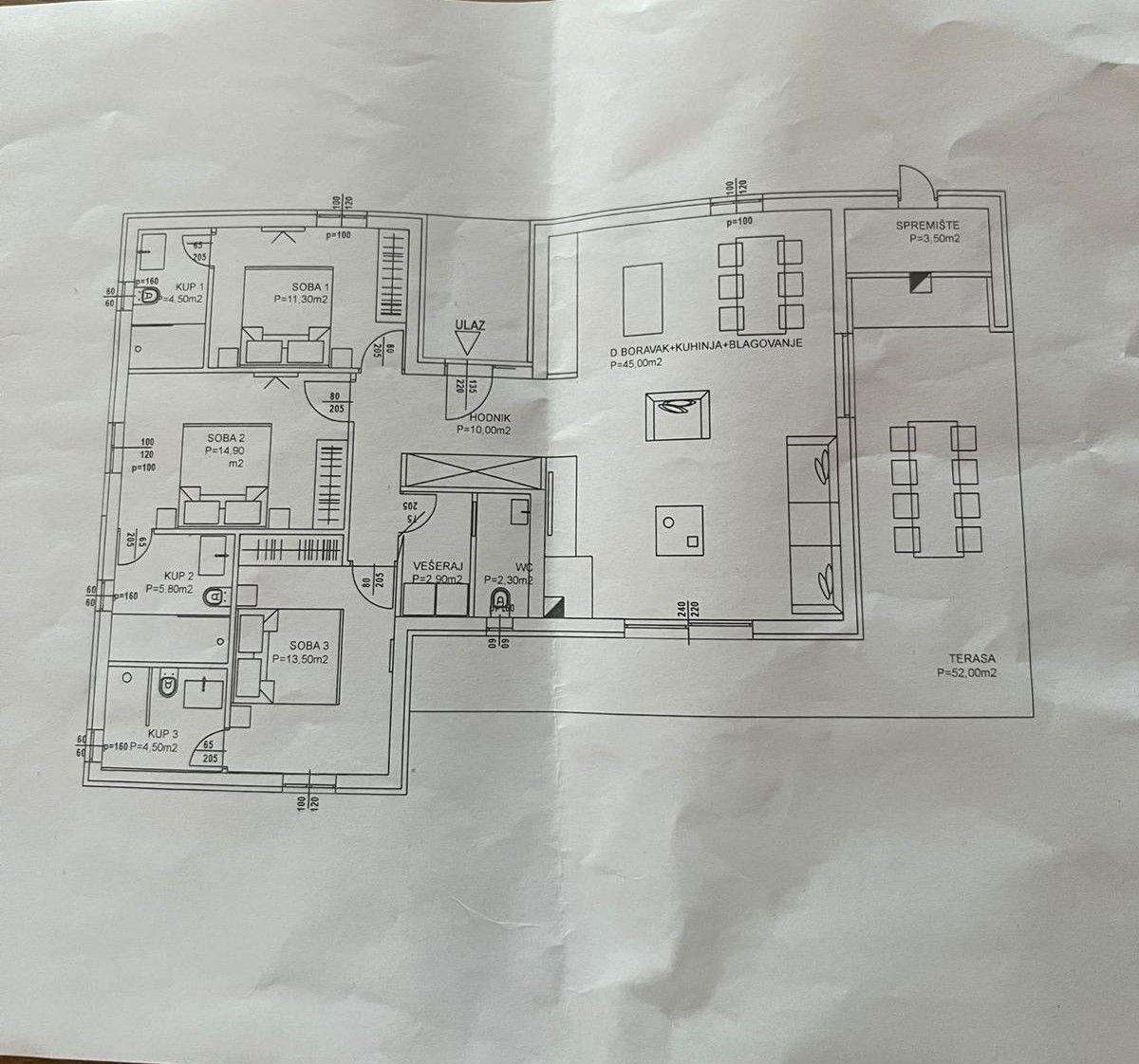 Moderna hiša v bližini mesta Labin