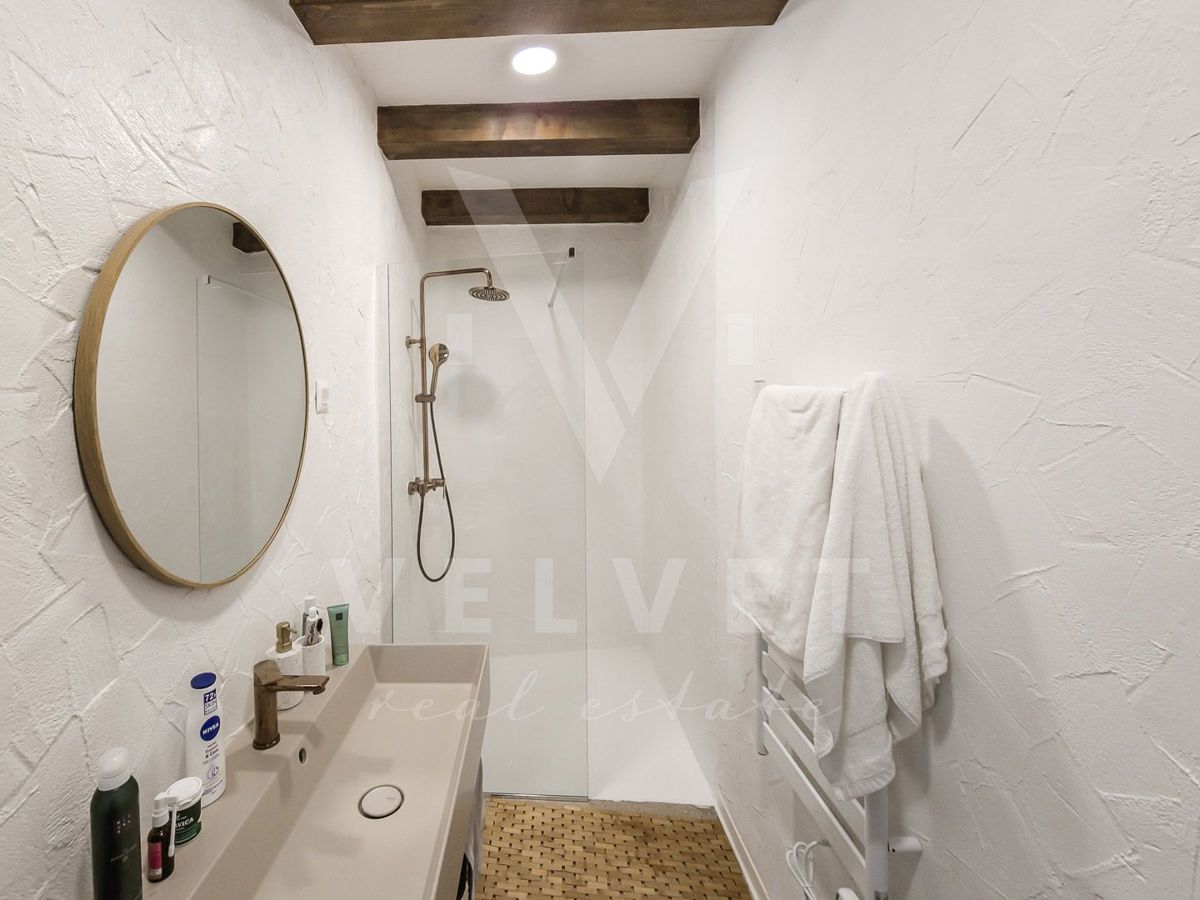 Očarljiva vila v srcu Tinjana