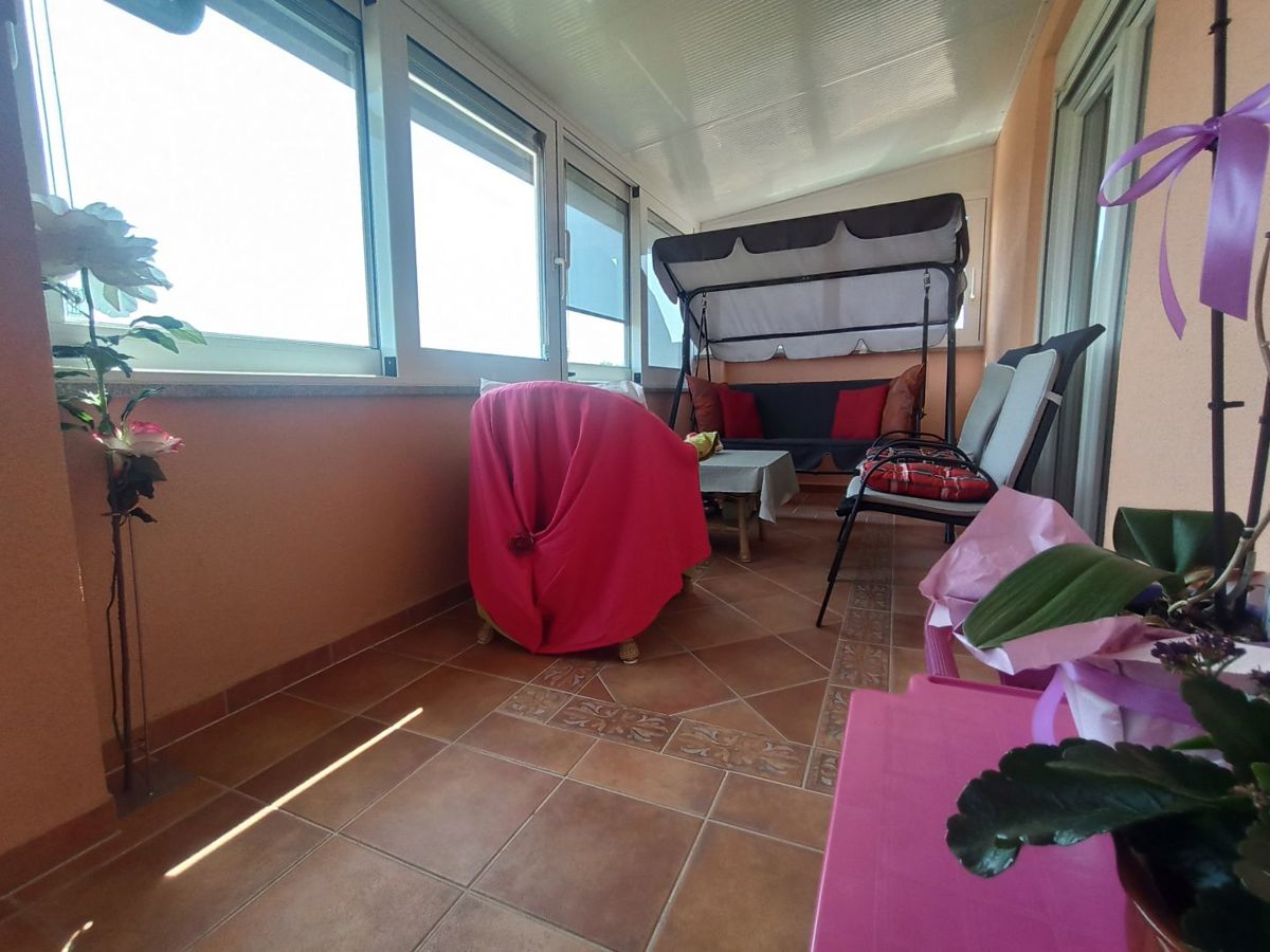 Stanovanje Novigrad, 160m2