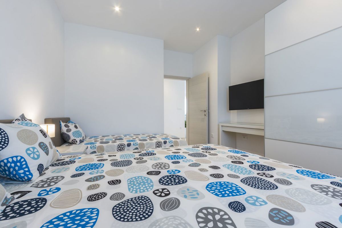 Moderen dvosobni penthouse 500m od morja, Medulin