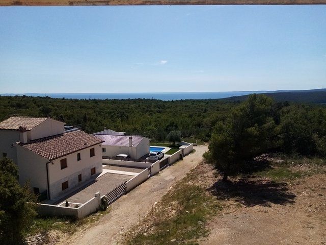 Labin, nova hiša z bazenom in pogledom na morje