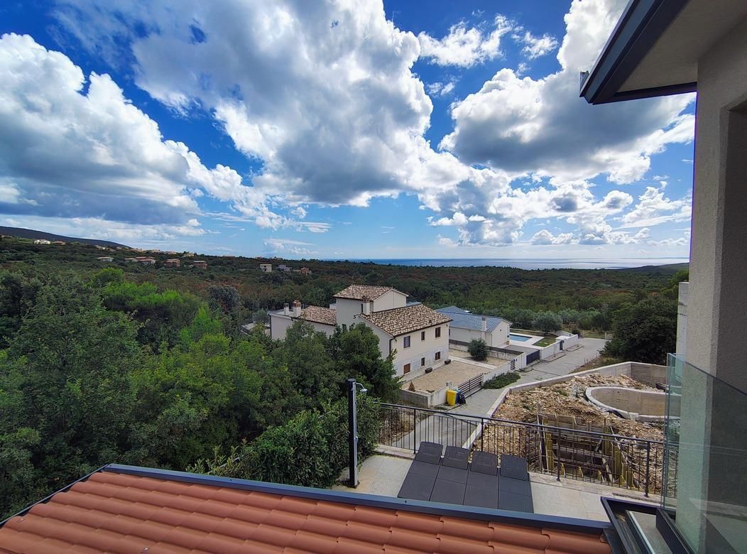 Labin, nova hiša z bazenom in pogledom na morje