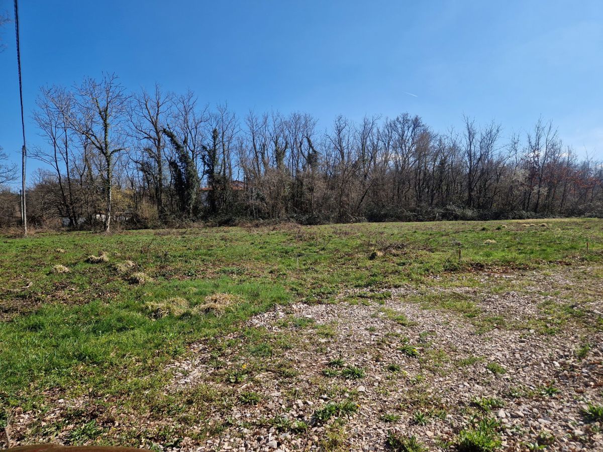 Zemljišče Labin, 1.068m2