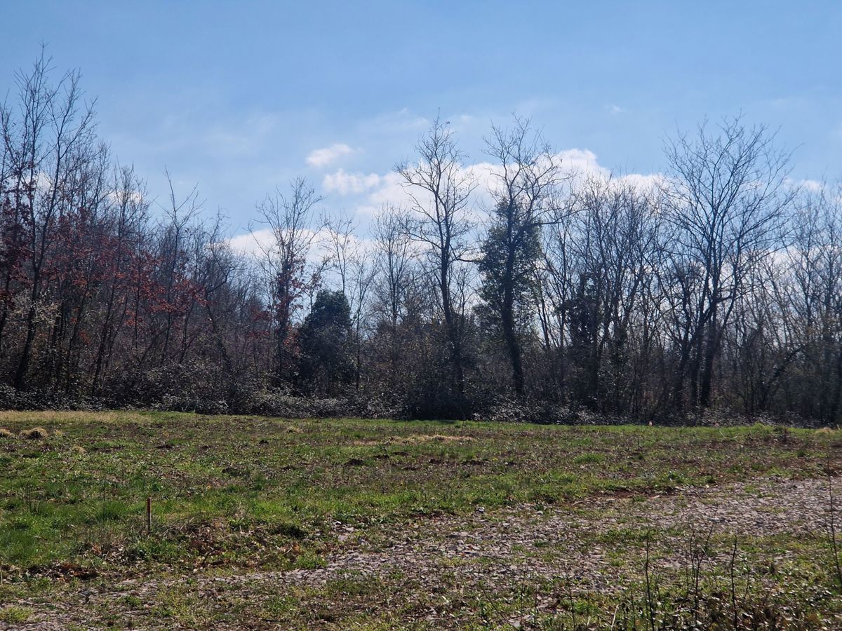 Zemljišče Labin, 1.068m2