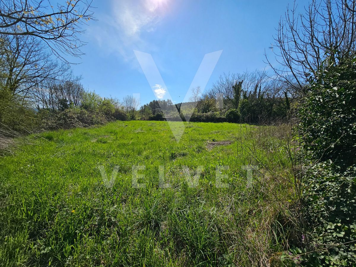 Zemljišče Labin, 1.899m2