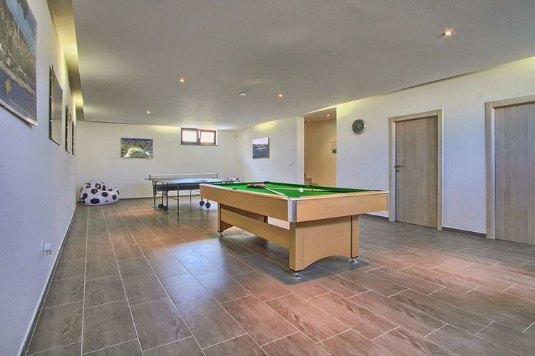 Hiša Svetvinčenat, 290m2