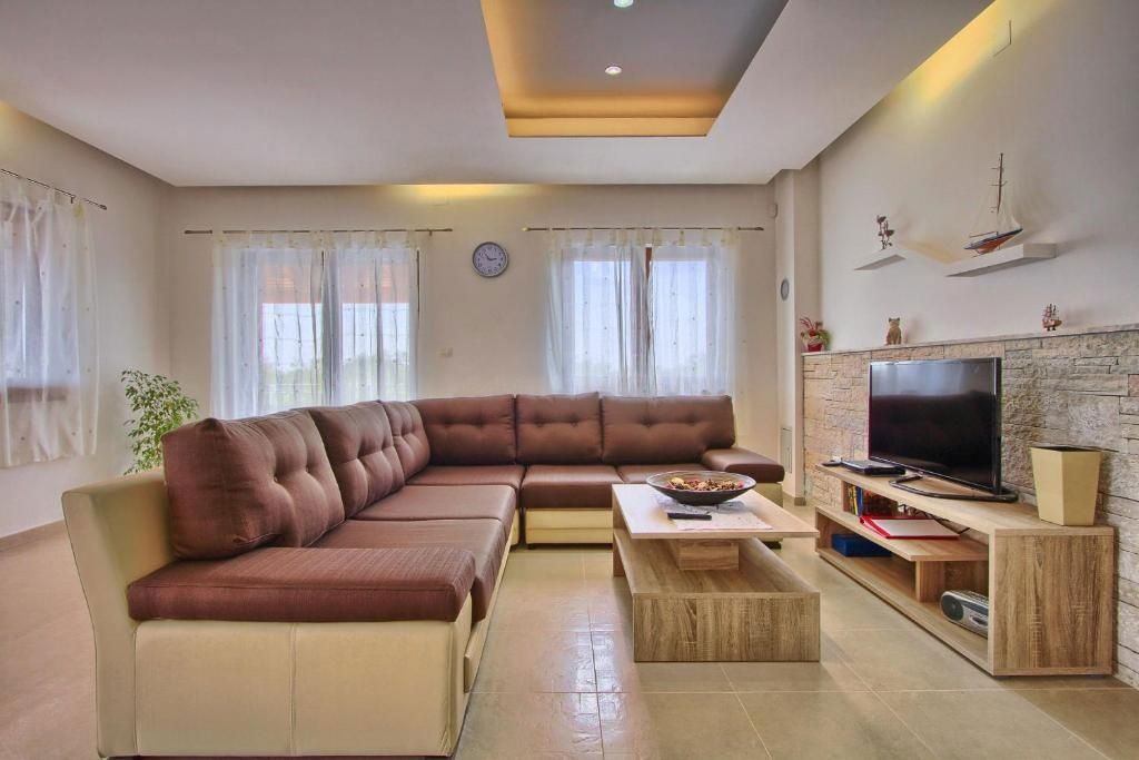 Hiša Svetvinčenat, 290m2