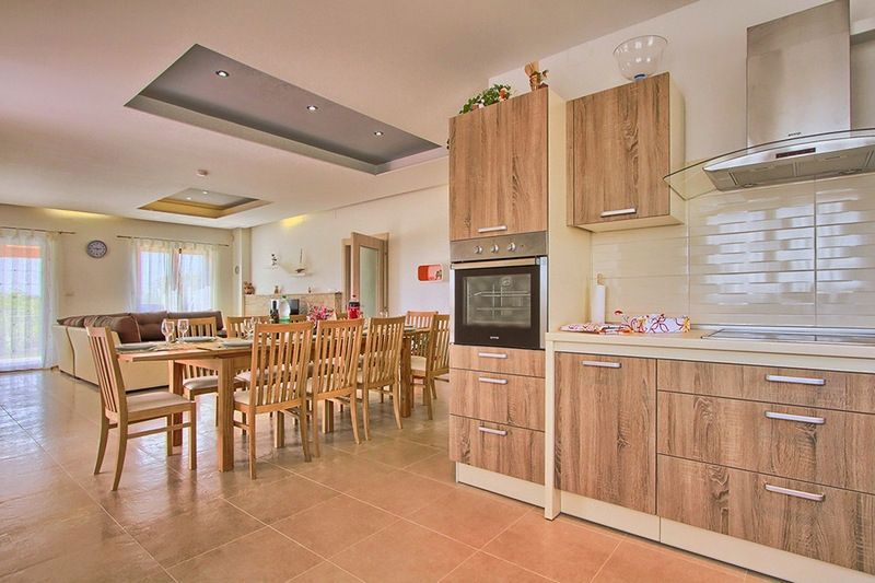 Hiša Svetvinčenat, 290m2