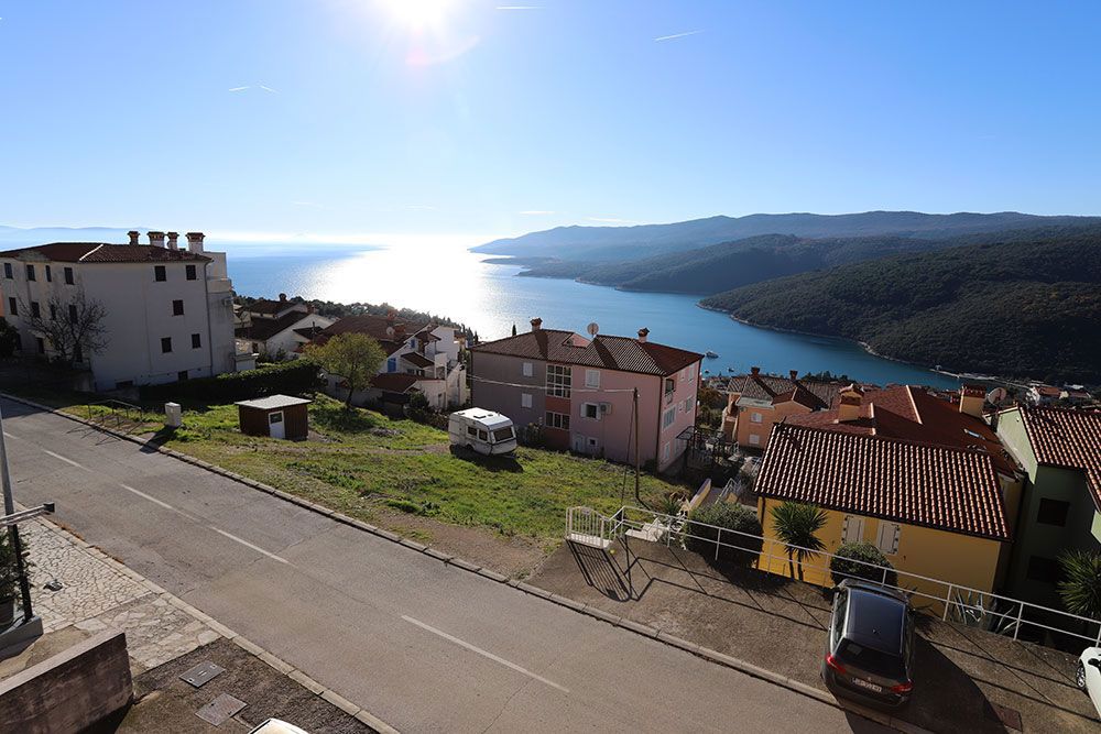 Rabac: Apartma s pogledom na morje | Takoj vseljiv