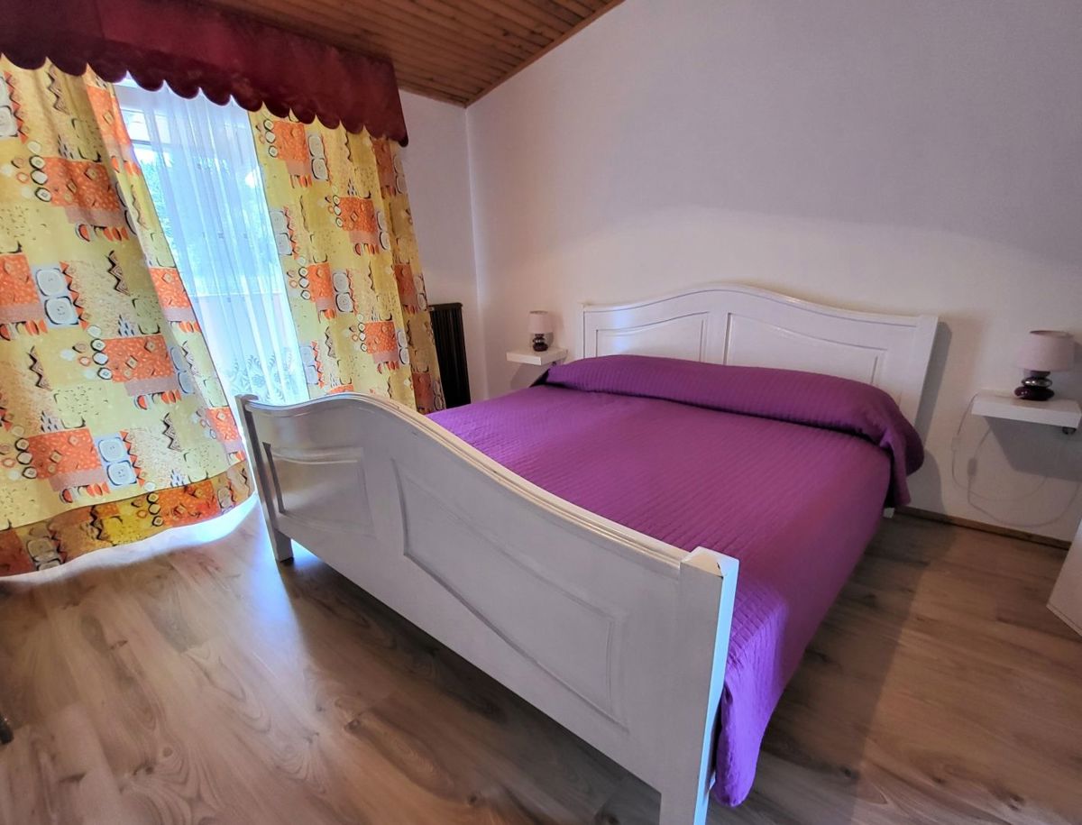 Hiša Karojba, 180m2