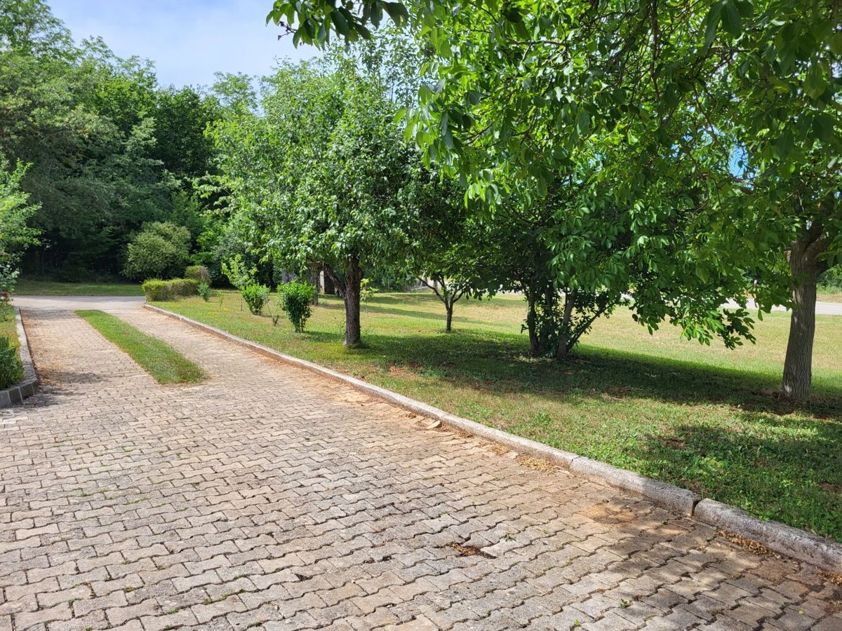 Hiša Karojba, 180m2