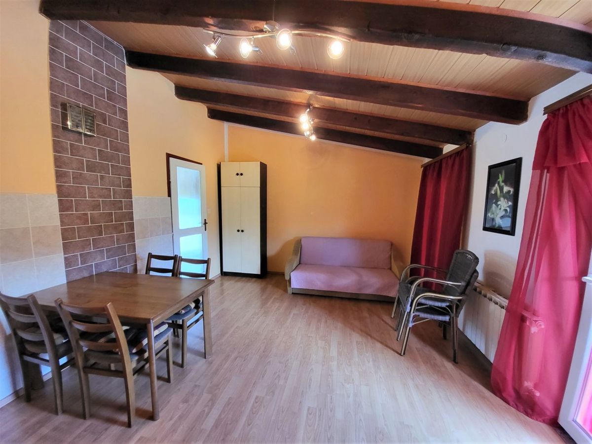 Hiša Karojba, 180m2