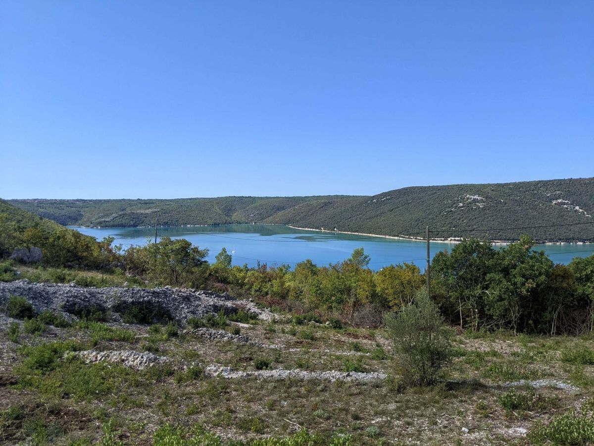 Zemljišče Labin, 2.724m2