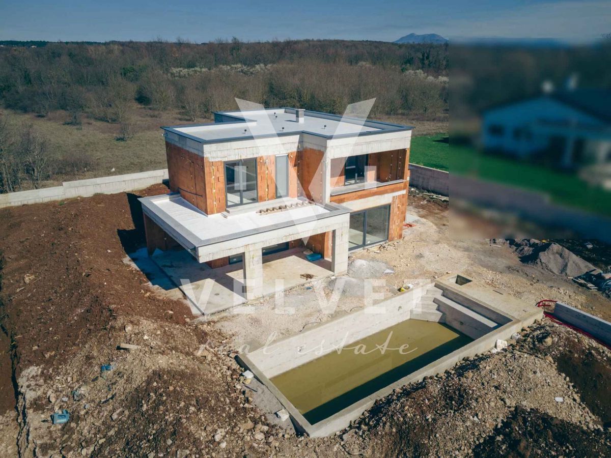 Hiša Labin, 182m2