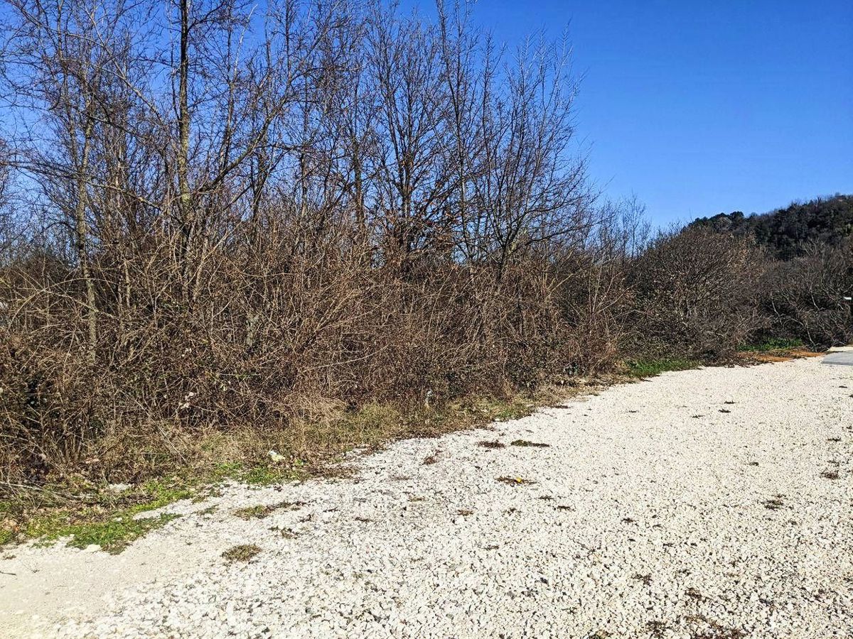 Zemljišče Labin, 3.784m2