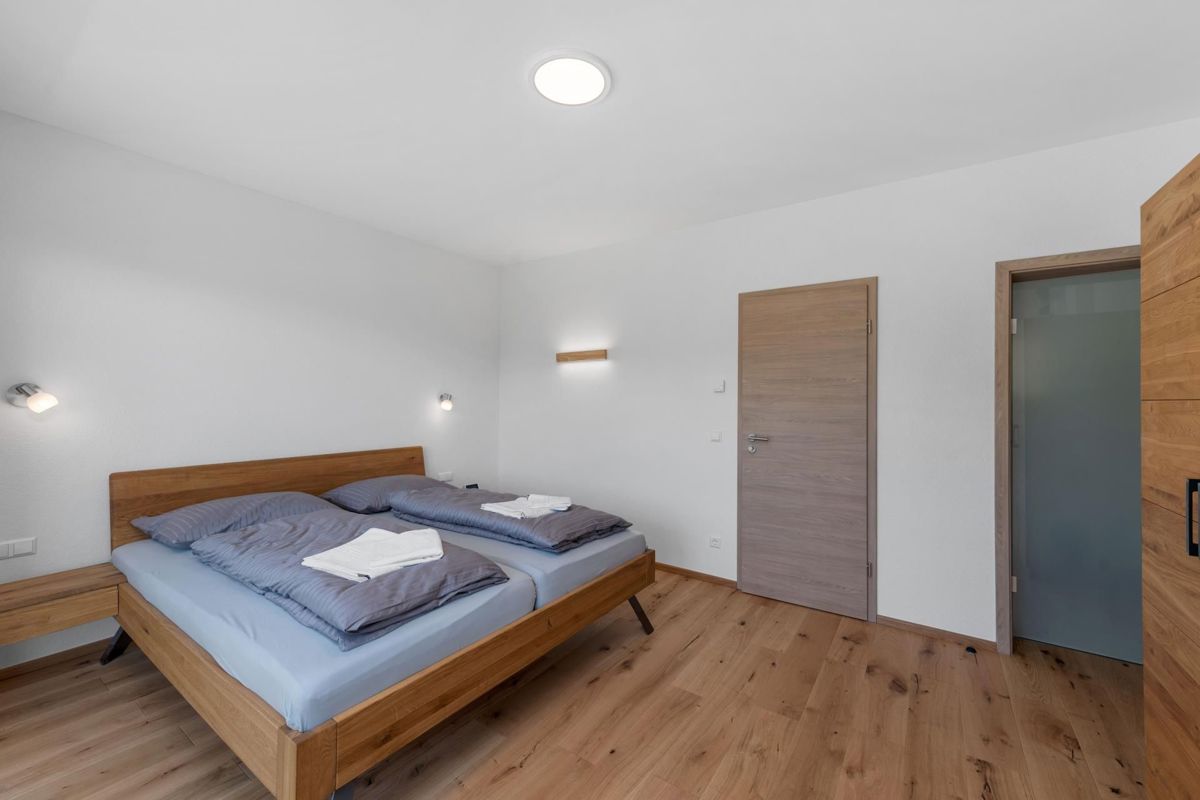 Labin, luksuzna vila z ogrevanim bazenom, jacuzzijem in savno.