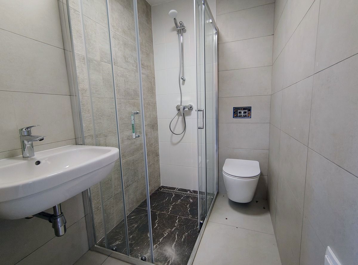 Istra, Barban, prenovljena kamnita hiša z bazenom in velikim vrtom.