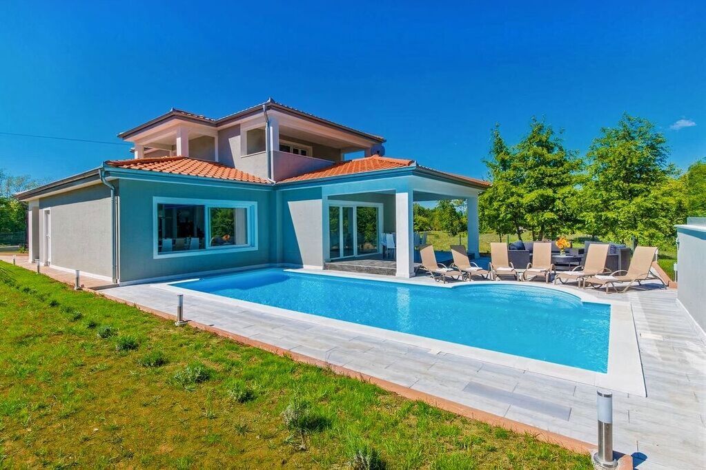 Hiša Labin, 270m2