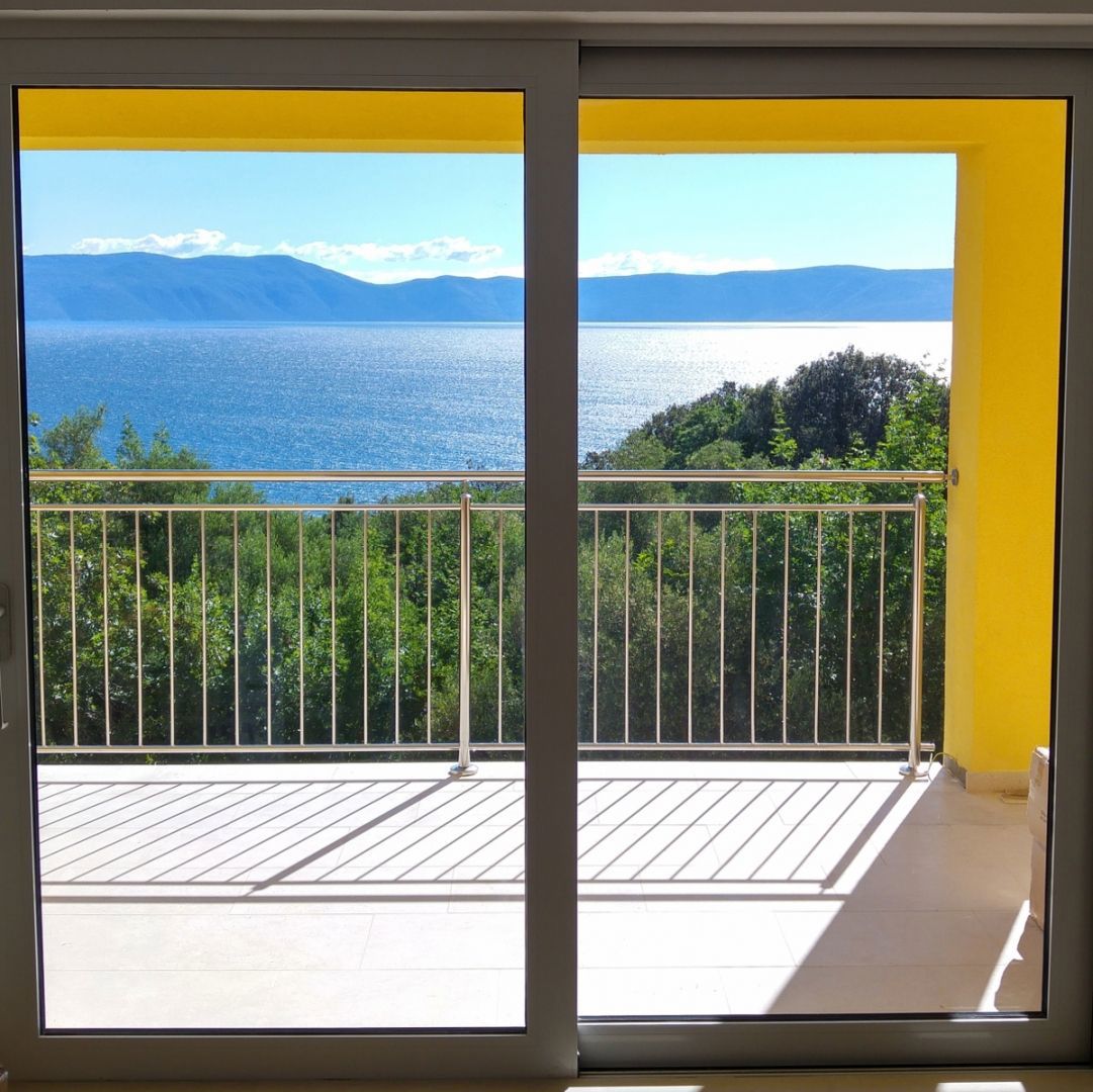 Apartmajska hiša ob morju, blizu Labina