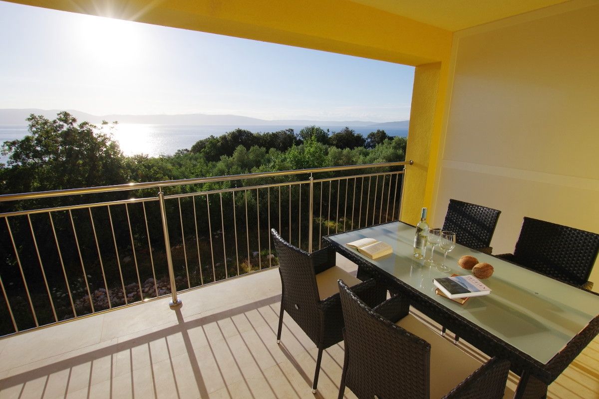 Apartmajska hiša ob morju, blizu Labina