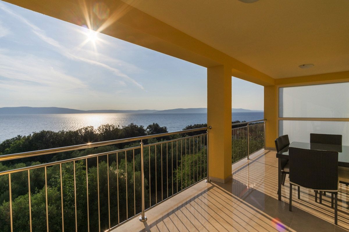 Apartmajska hiša ob morju, blizu Labina