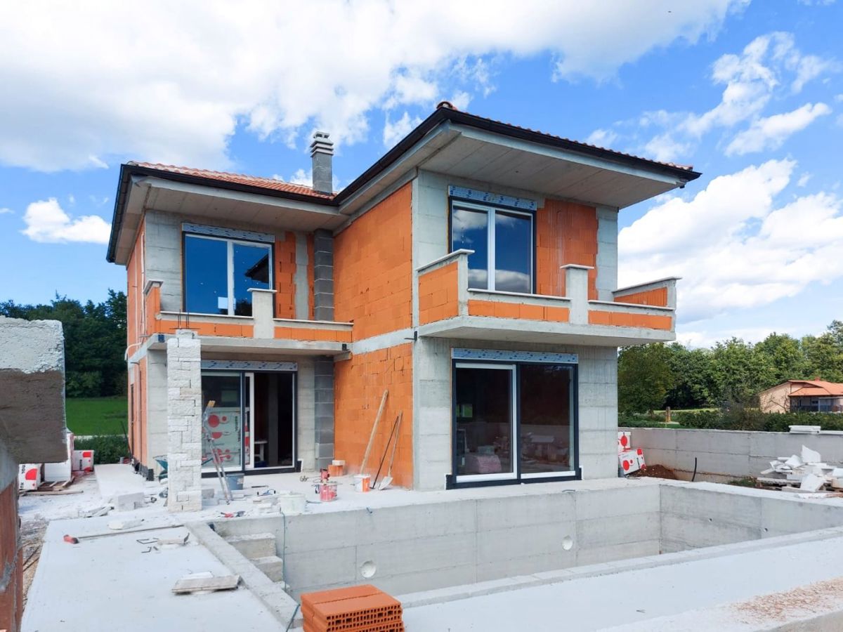 Hiša Svetvinčenat, 160m2