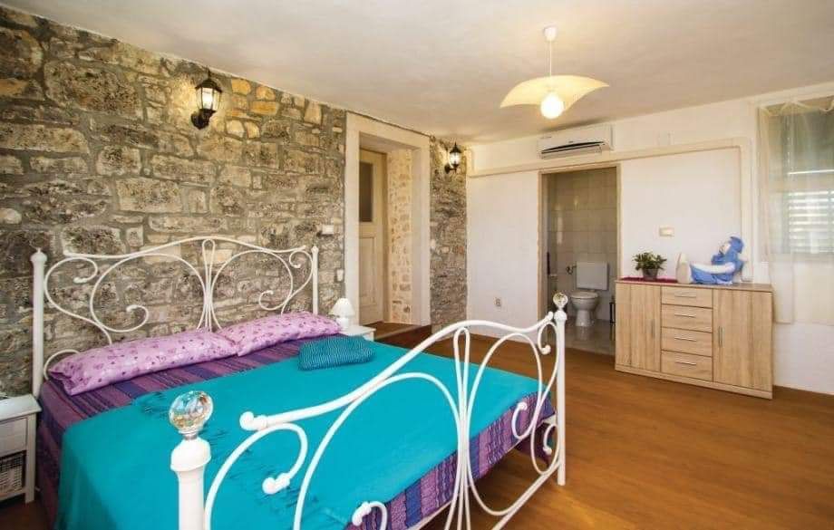 Čudovita prenovljena istrska hiša, Svetvinčenat