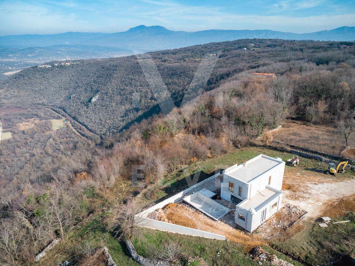 Ekskluzivna vila z bazenom in panoramskim razgledom, LABIN