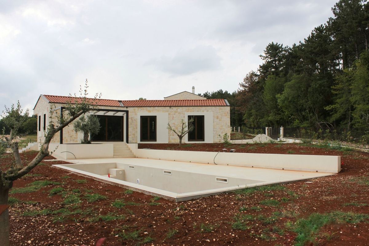 Hiša Višnjan, 110m2