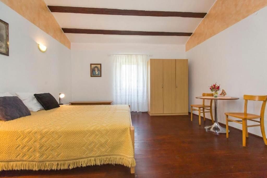 Očarljiva hiša na mirni lokaciji, blizu Labina