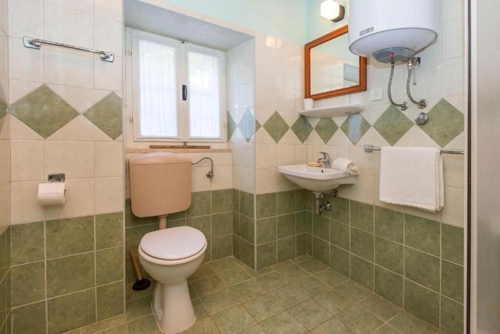 Očarljiva hiša na mirni lokaciji, blizu Labina