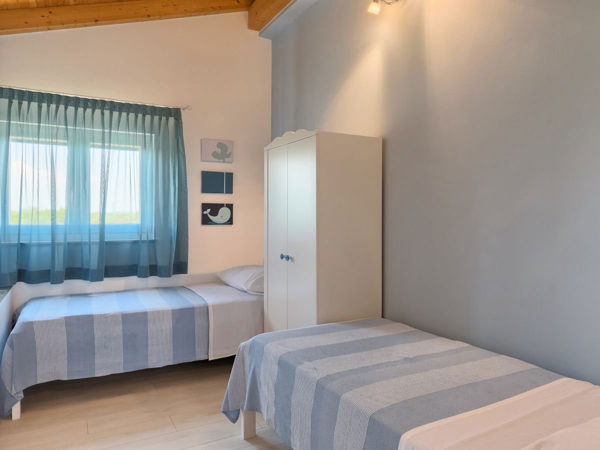 Vila na osami z bazenom in pogledom na morje, Fažana