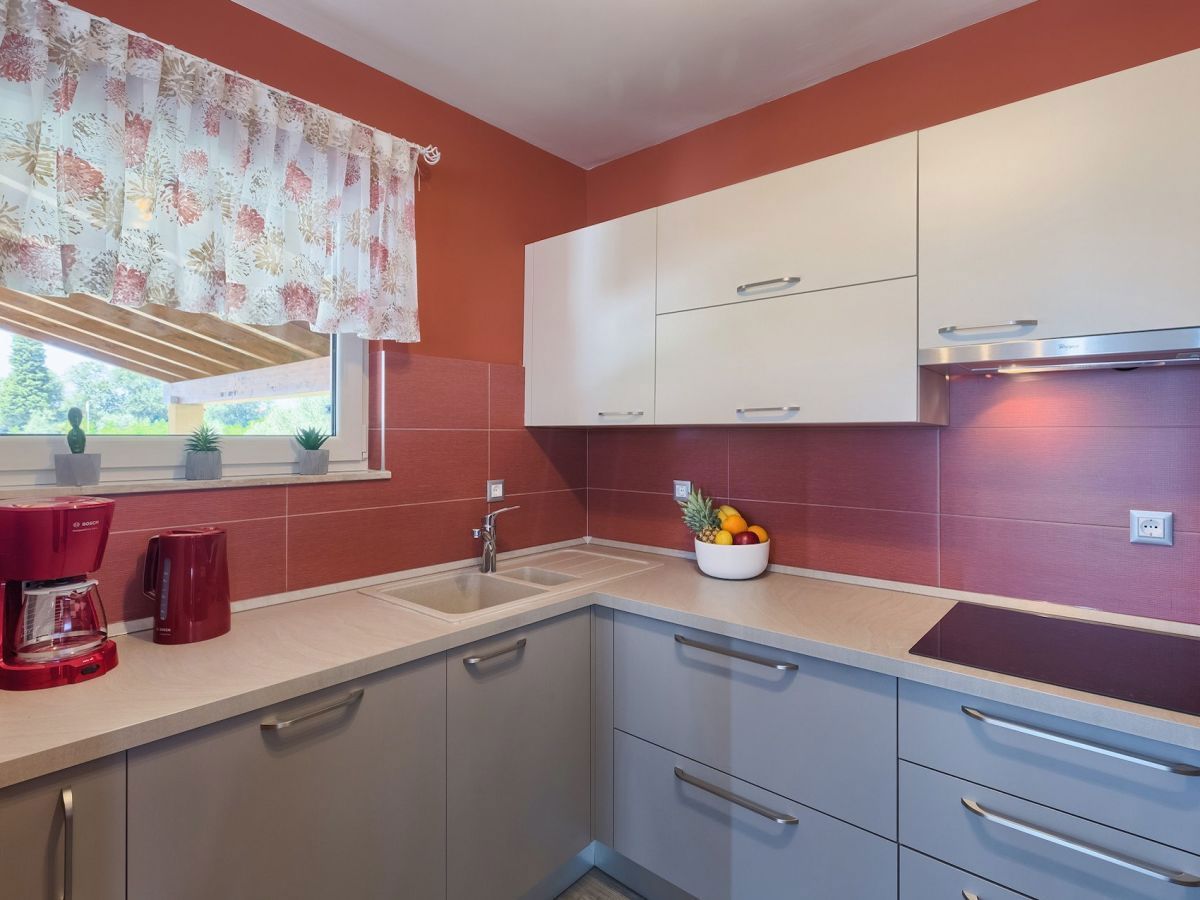 Vila na osami z bazenom in pogledom na morje, Fažana