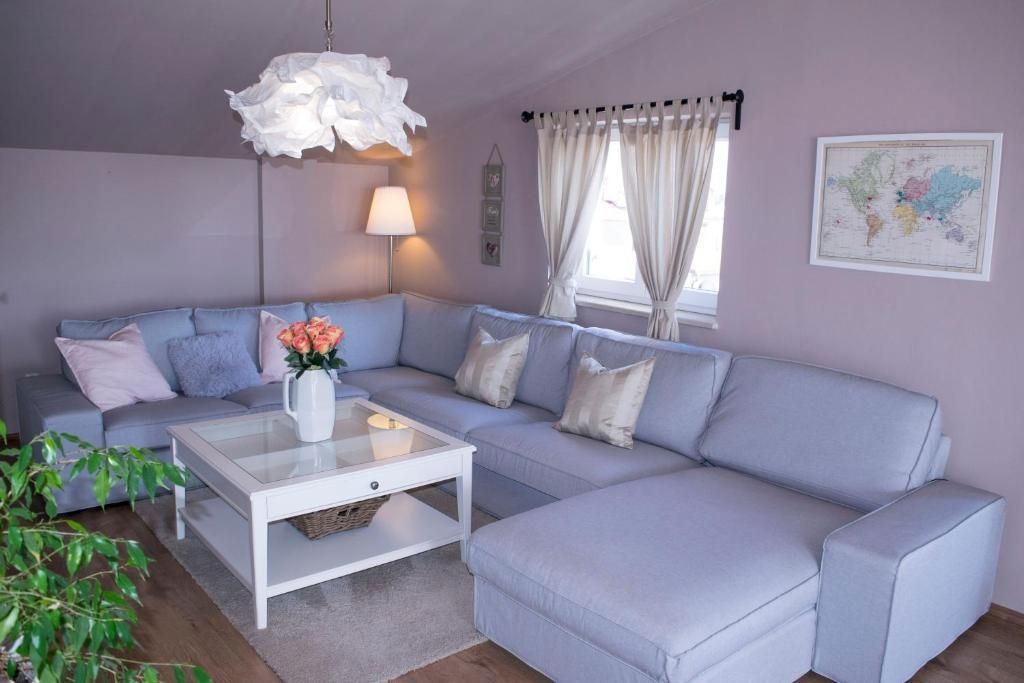Apartmajska hiša s tremi apartmaji in garsonjero, Pula